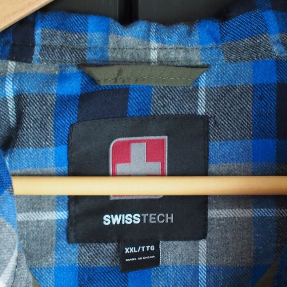 Swiss Tech | Windbreaker Jacket - Picture 2 of 7